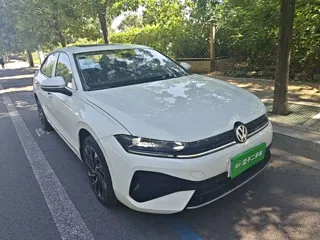 Volkswagen Sagitar 2026 купить из Китая, цена 3 631 000 ₽ — Suifenhe Auto