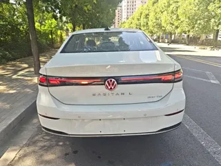Volkswagen Sagitar 2026 купить из Китая, цена 3 631 000 ₽ — Suifenhe Auto