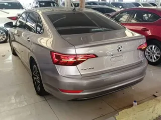 Volkswagen Sagitar 2021 купить из Китая, цена 1 447 000 ₽ — Suifenhe Auto