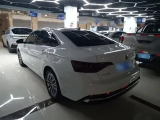 Volkswagen Sagitar 2026 купить из Китая, цена 1 922 000 ₽ — Suifenhe Auto