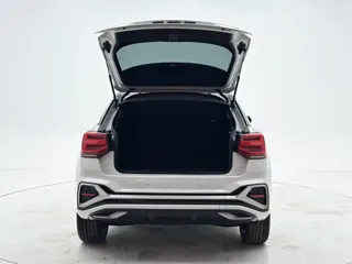 Audi Q2L 2022 купить из Китая, цена 1 977 000 ₽ — Suifenhe Auto