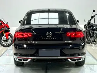 Volkswagen Magotan 2023 купить из Китая, цена 2 248 000 ₽ — Suifenhe Auto