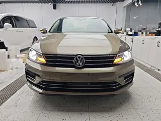 Volkswagen Sagitar 2019 купить из Китая, цена 1 364 000 ₽ — Suifenhe Auto