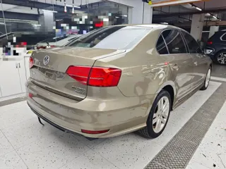 Volkswagen Sagitar 2019 купить из Китая, цена 1 364 000 ₽ — Suifenhe Auto