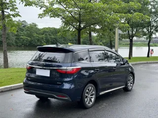 BYD Song 2019 купить из Китая, цена 2 701 000 ₽ — Suifenhe Auto