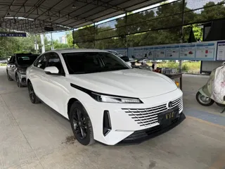 Changan Yida 2023 купить из Китая, цена 2 663 000 ₽ — Suifenhe Auto