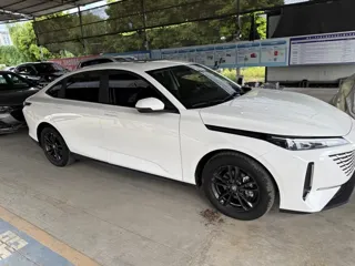 Changan Yida 2023 купить из Китая, цена 2 663 000 ₽ — Suifenhe Auto
