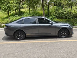 Changan Yida 2024 купить из Китая, цена 2 300 000 ₽ — Suifenhe Auto