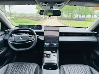 Changan Yida 2023 купить из Китая, цена 2 083 000 ₽ — Suifenhe Auto