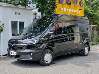 Ford Transit 2023