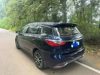BYD Song 2018 купить из Китая, цена 1 075 000 ₽ — Suifenhe Auto
