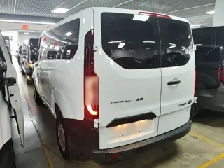 Ford Transit 2024 купить из Китая, цена 2 974 000 ₽ — Suifenhe Auto