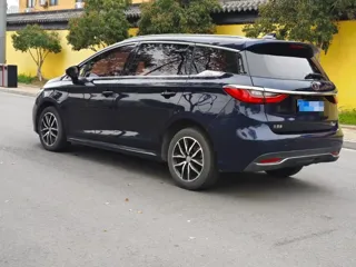 BYD Song 2019 купить из Китая, цена 1 174 000 ₽ — Suifenhe Auto