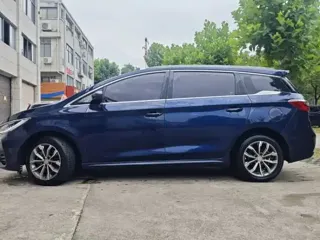 BYD Song 2020 купить из Китая, цена 2 753 000 ₽ — Suifenhe Auto