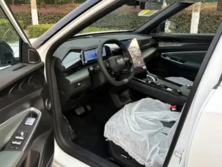 Geely Boyue 2026 купить из Китая, цена 2 826 000 ₽ — Suifenhe Auto