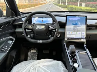 Geely Boyue 2026 купить из Китая, цена 2 826 000 ₽ — Suifenhe Auto