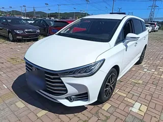 BYD Song 2019 купить из Китая, цена 1 182 000 ₽ — Suifenhe Auto
