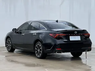 Toyota Avalon 2024 купить из Китая, цена 5 805 000 ₽ — Suifenhe Auto