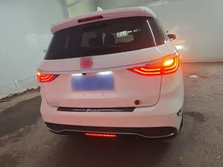 BYD Song 2019 купить из Китая, цена 2 668 000 ₽ — Suifenhe Auto