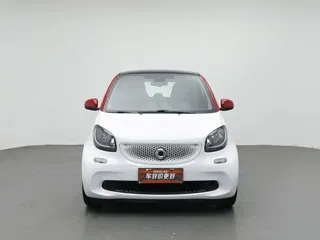 smart fortwo 2019 купить из Китая, цена 1 309 000 ₽ — Suifenhe Auto