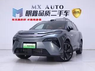 BYD Tang L 2025