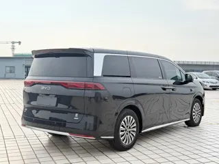 BYD Xia 2025 купить из Китая, цена 5 458 000 ₽ — Suifenhe Auto