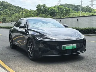 Changan Qiyuan A07 2025 купить из Китая, цена 3 277 000 ₽ — Suifenhe Auto
