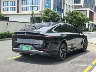Changan Qiyuan A07 2025 купить из Китая, цена 3 277 000 ₽ — Suifenhe Auto