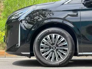BYD Xia 2025 купить из Китая, цена 5 183 000 ₽ — Suifenhe Auto