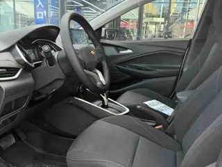 Chevrolet Cavalier 2023 купить из Китая, цена 972 000 ₽ — Suifenhe Auto