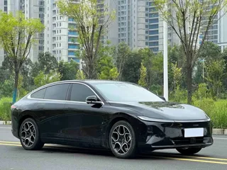 Changan Qiyuan A07 2025 купить из Китая, цена 3 096 000 ₽ — Suifenhe Auto