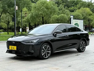 Chery Arrizo 8 2025 купить из Китая, цена 3 041 000 ₽ — Suifenhe Auto