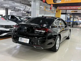 Buick Regal 2025 купить из Китая, цена 3 007 000 ₽ — Suifenhe Auto