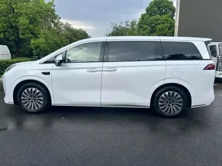 BYD Xia 2025 купить из Китая, цена 5 089 000 ₽ — Suifenhe Auto