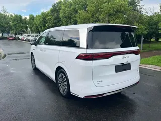 BYD Xia 2025 купить из Китая, цена 5 089 000 ₽ — Suifenhe Auto