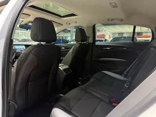 Buick Regal 2025 купить из Китая, цена 3 218 000 ₽ — Suifenhe Auto