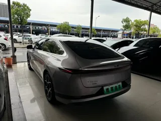 Changan Qiyuan A07 2024 купить из Китая, цена 3 332 000 ₽ — Suifenhe Auto