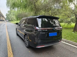 GAC Trumpchi E8 2024 купить из Китая, цена 4 188 000 ₽ — Suifenhe Auto