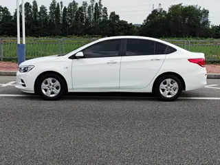 Chevrolet Cavalier 2019 купить из Китая, цена 1 066 000 ₽ — Suifenhe Auto