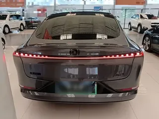 Changan Qiyuan A07 2024 купить из Китая, цена 3 050 000 ₽ — Suifenhe Auto