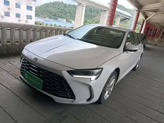 Buick Regal 2024 купить из Китая, цена 2 700 000 ₽ — Suifenhe Auto