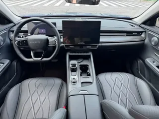 Chery Arrizo 8 2025 купить из Китая, цена 2 745 000 ₽ — Suifenhe Auto