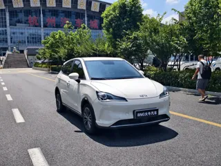 Neta V 2022 купить из Китая, цена 2 793 000 ₽ — Suifenhe Auto