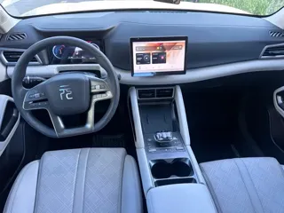 BYD Yuan UP 2024 купить из Китая, цена 1 750 000 ₽ — Suifenhe Auto