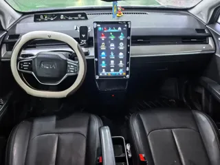 Neta V 2021 купить из Китая, цена 931 000 ₽ — Suifenhe Auto