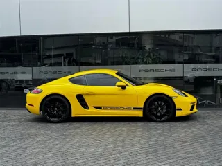 Porsche 718 2025 купить из Китая, цена 10 737 000 ₽ — Suifenhe Auto