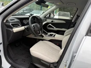 BYD Yuan UP 2025 купить из Китая, цена 1 918 000 ₽ — Suifenhe Auto
