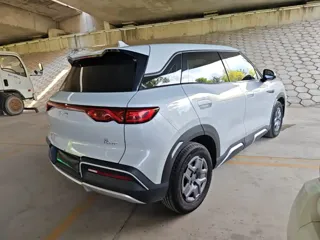 BYD Yuan UP 2025 купить из Китая, цена 1 755 000 ₽ — Suifenhe Auto