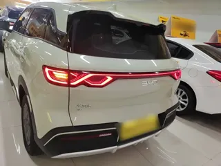 BYD Yuan UP 2025 купить из Китая, цена 1 871 000 ₽ — Suifenhe Auto