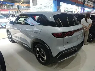 BYD Yuan UP 2024 купить из Китая, цена 2 778 000 ₽ — Suifenhe Auto